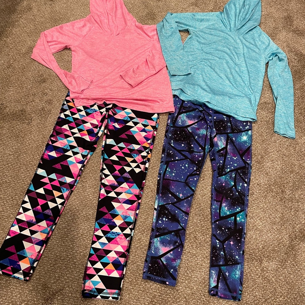 2 Ideology tops with hoods 2 ideology leggings